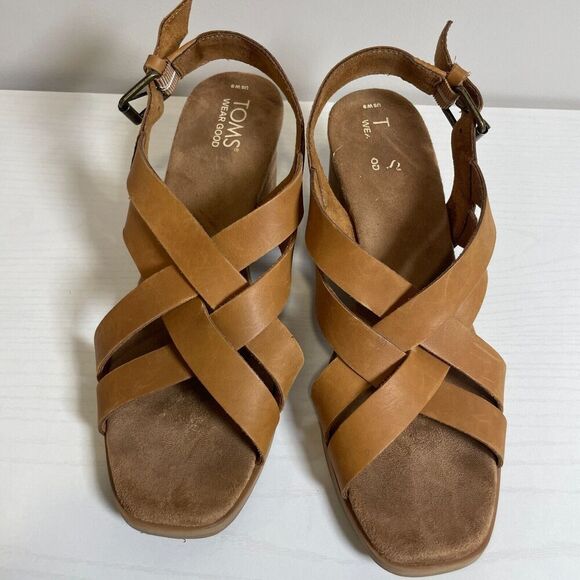 TOMS Footwear Gracie Tan Leather Wedge Sandal Size 9 Brown Strappy Buckle - Picture 5 of 8